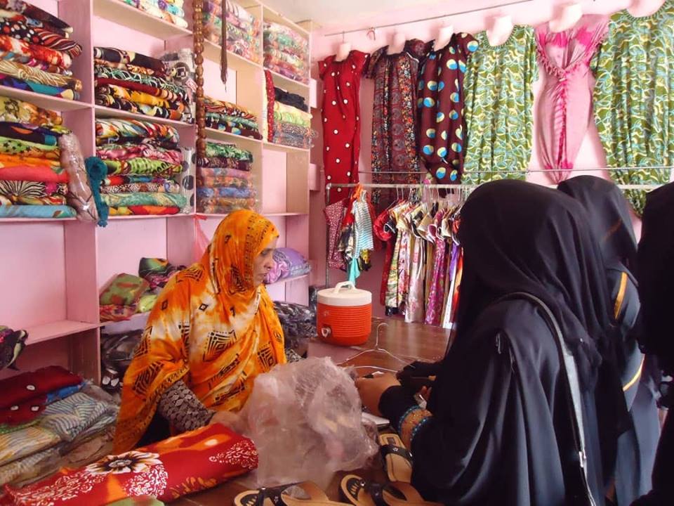 Eida from a sidewalk vendor in Aden to an exporter to India